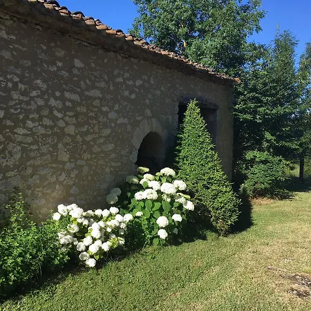 Chambres D'hotes Les Bourdeaux Bed & Breakfast